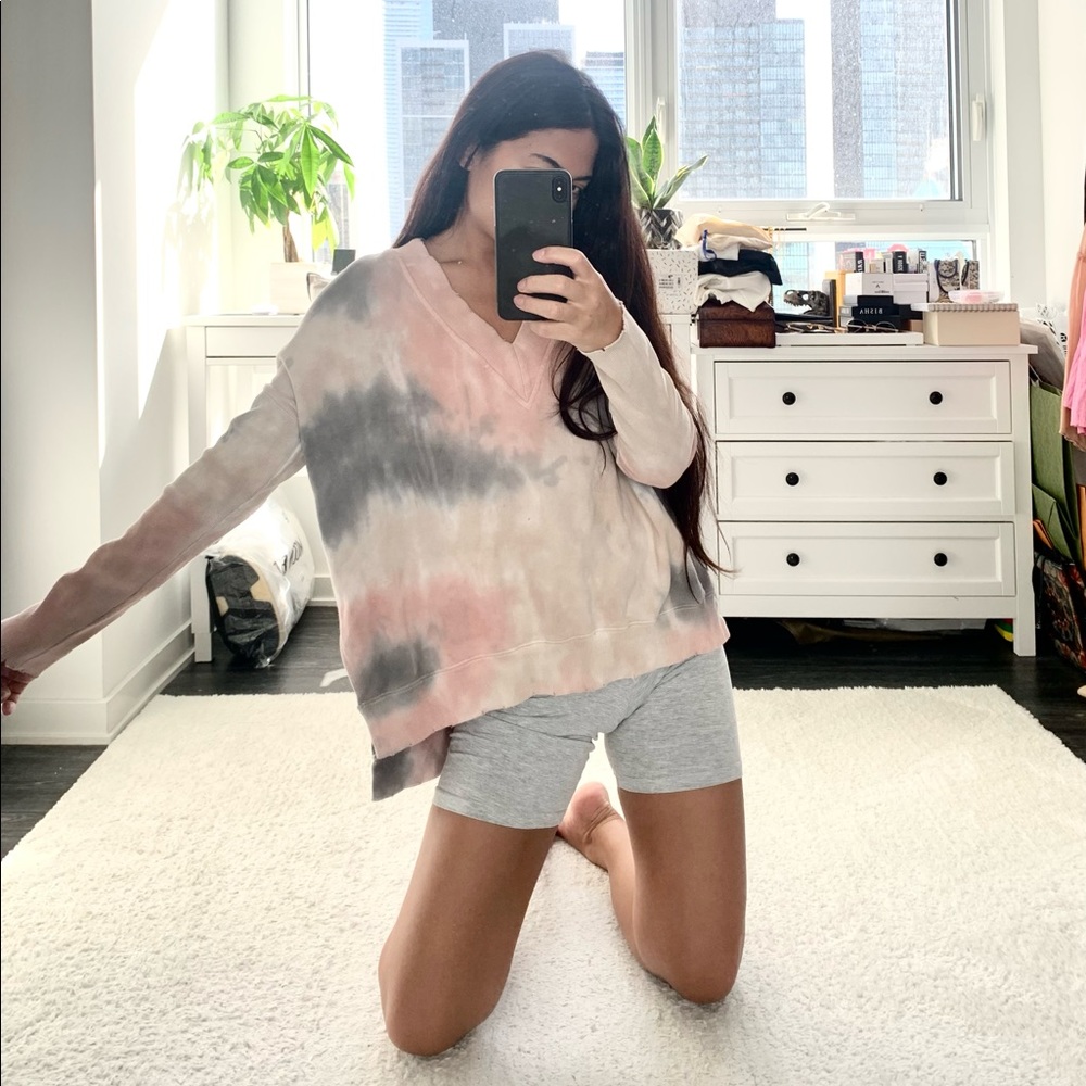 Pistola Pink and Blue V-Neck Sweater Cozy Fit